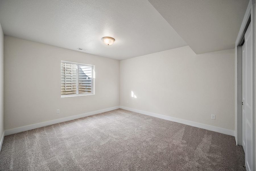 Spacious, unfurnished interior of a new home in The Glen, Colorado Springs (Image 30). Spacious, unfurnished interior of a new home in The Glen, Colorado Springs (Image 30).