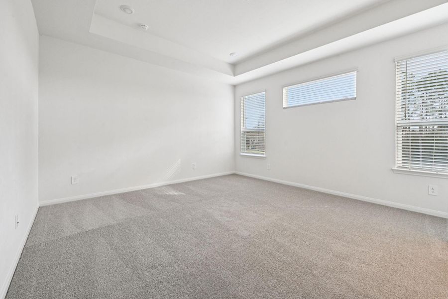 Spacious, unfurnished interior of a new home in Pinewood Trails - Luxe Series, Atascocita (Image 32). Spacious, unfurnished interior of a new home in Pinewood Trails - Luxe Series, Atascocita (Image 32).