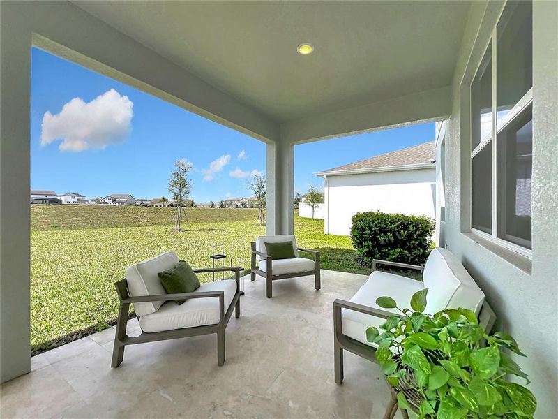 Exterior details and patio area of a home in Summerlake Reserve, Winter Garden (Image 24).