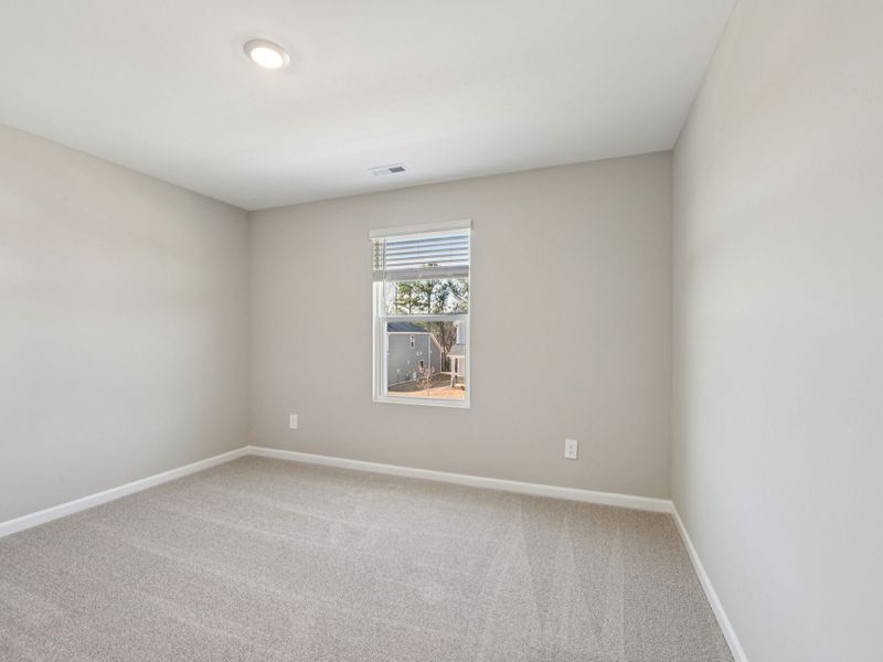 Spacious, unfurnished interior of a new home in Watkins Glen, Raleigh (Image 22).