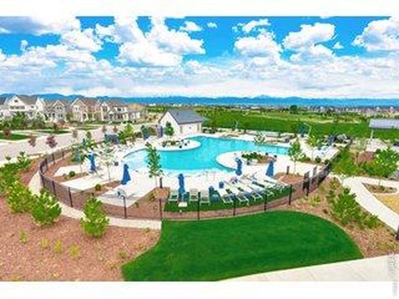 Community amenities in , Erie (Image 40).