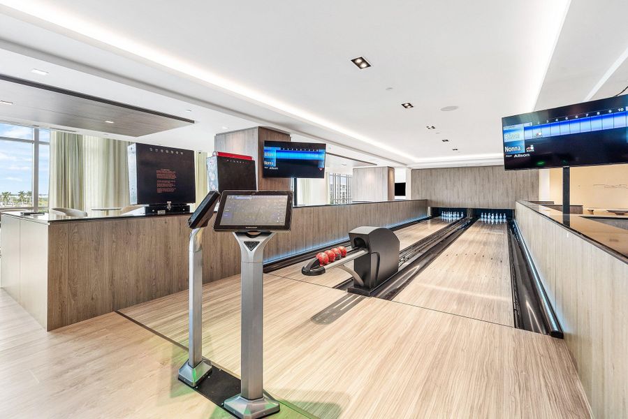 032-220LakeShoreDrive-1613-LakePark-FL-3