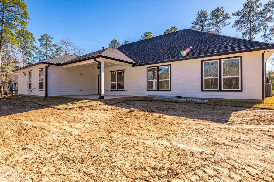 Exterior details and patio area of a home in , Dayton (Image 26).