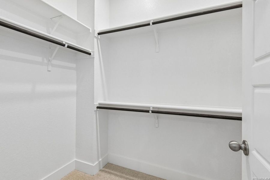 Spacious, unfurnished interior of a new home in Royal Crest, San Antonio (Image 37).