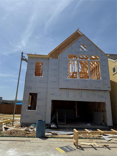 Let us show you how our advanced framing techniques have stood the test of time and allow more insulation for a quieter and more energy efficient home.