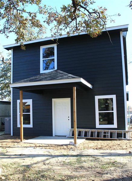 Exterior details and patio area of a home in , Stephenville (Image 1).