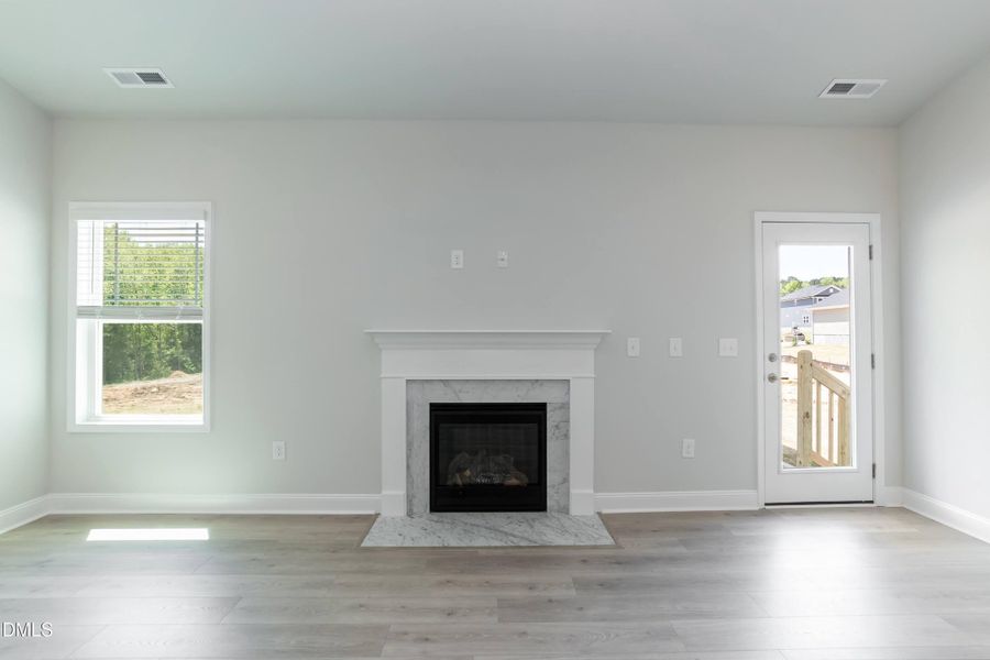 Spacious, unfurnished interior of a new home in Kelly Farms, Lillington (Image 16).