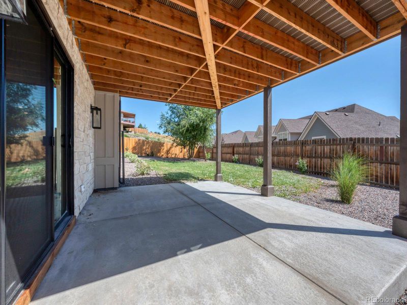 Walk out basement covered patio