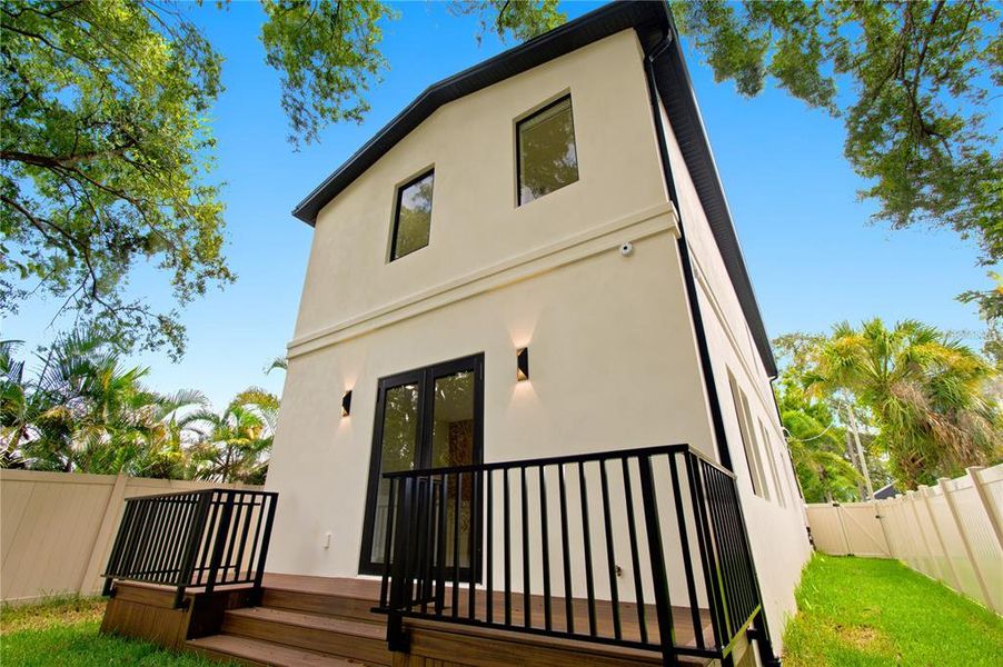 Exterior details and patio area of a home in , Tampa (Image 36).