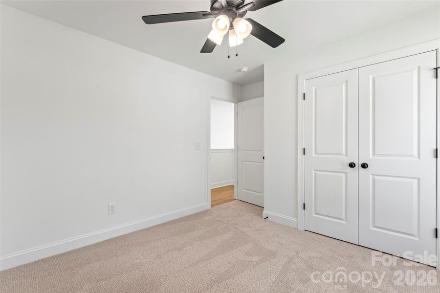 Spacious, unfurnished interior of a new home in , Harrisburg (Image 15).