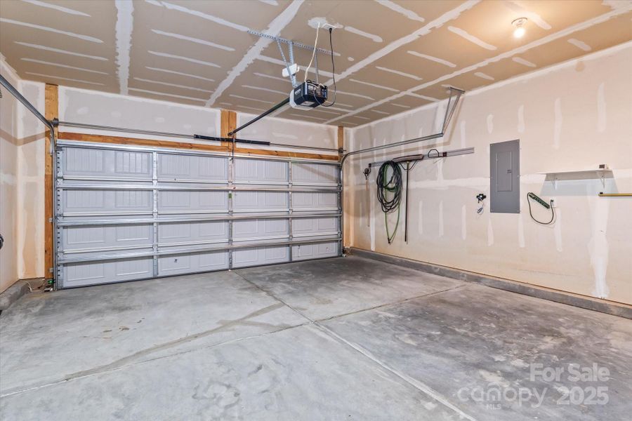 Image 38 of a home in Wallace Springs. Image 38 of a home in Wallace Springs.