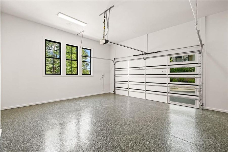 Spacious, unfurnished interior of a new home in , Marietta (Image 70).