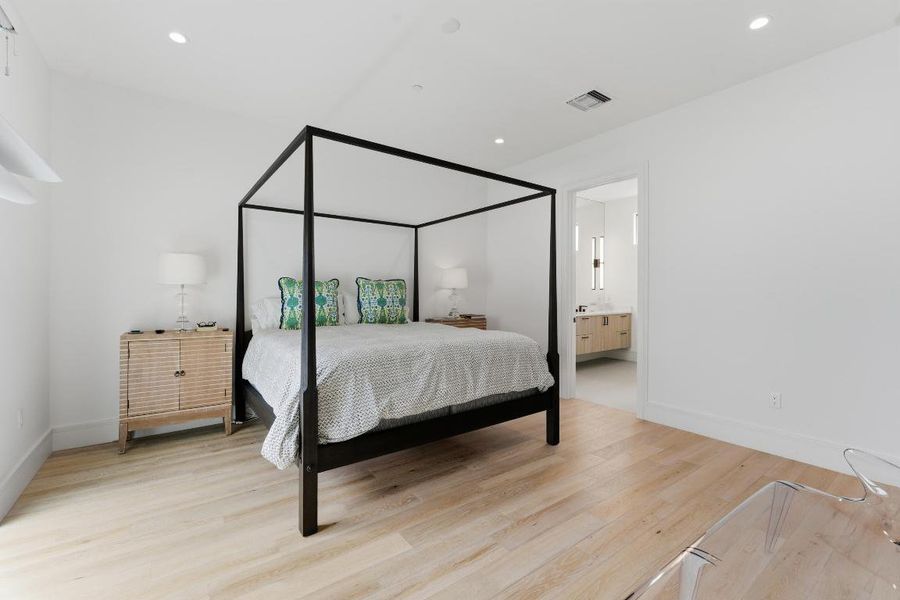 9 Dock St West Palm Beach FL 27