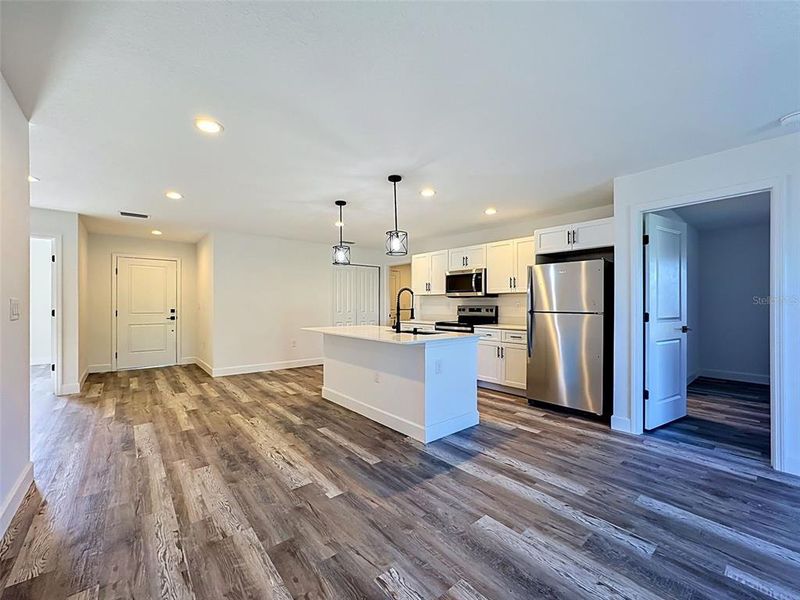 Spacious, unfurnished interior of a new home in , North Port (Image 16).