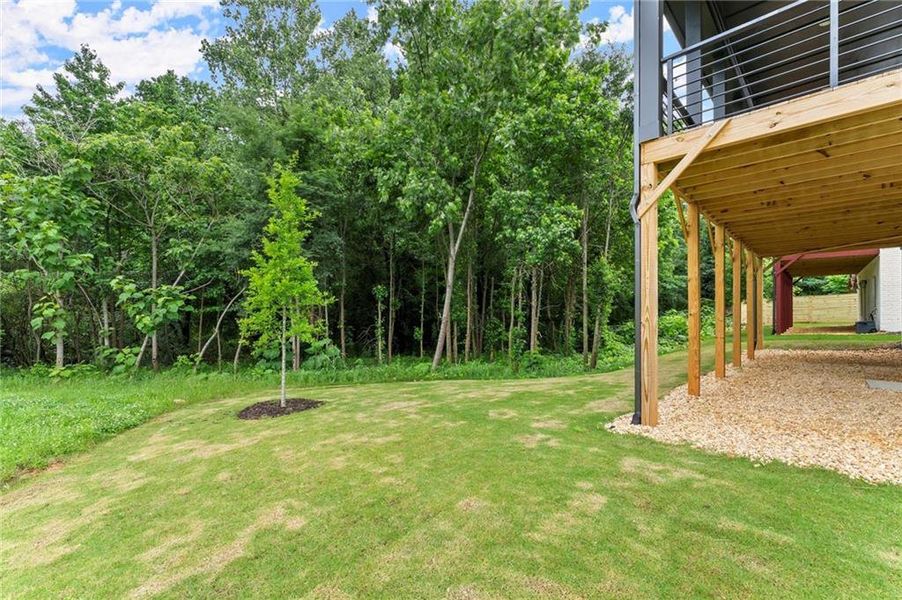 Exterior details and patio area of a home in West Town, Atlanta (Image 30).