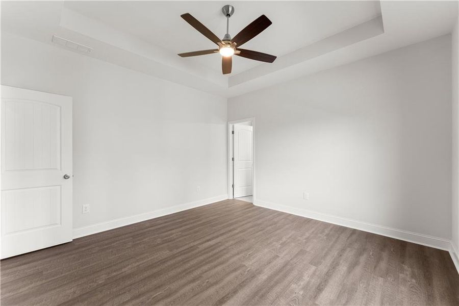 Spacious, unfurnished interior of a new home in , Cleveland (Image 47).