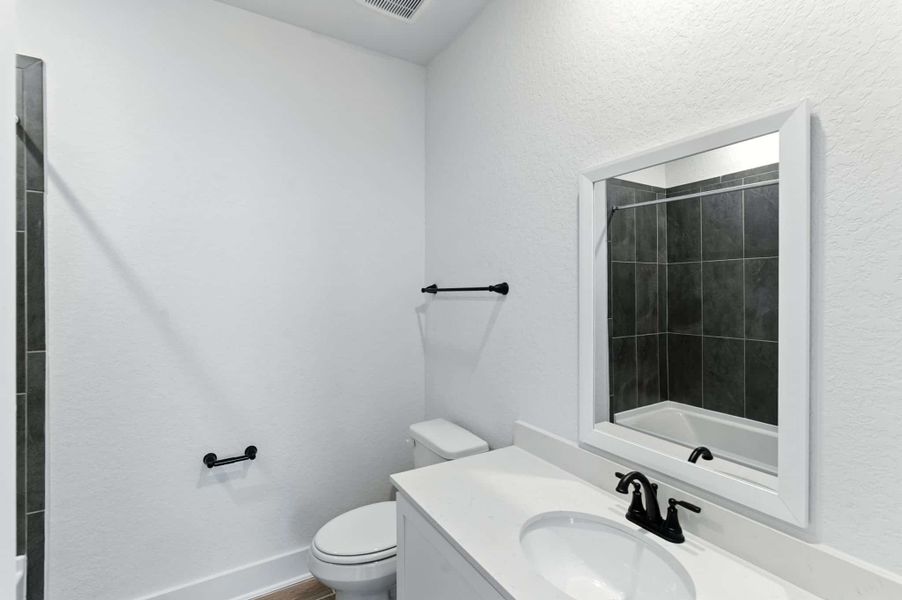 Furnished interior view inside a new home in Rose Hill, San Antonio (Image 10).