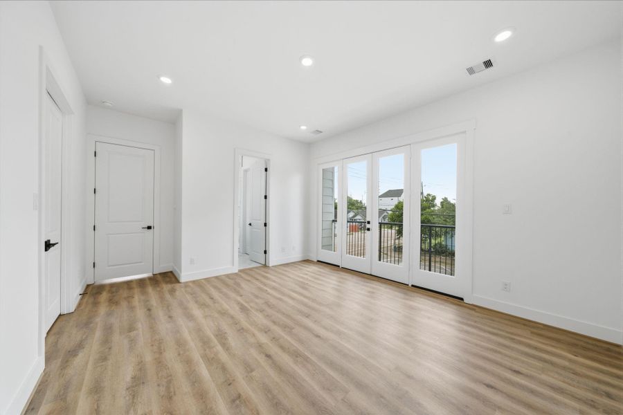Spacious, unfurnished interior of a new home in , Houston (Image 23). Spacious, unfurnished interior of a new home in , Houston (Image 23).