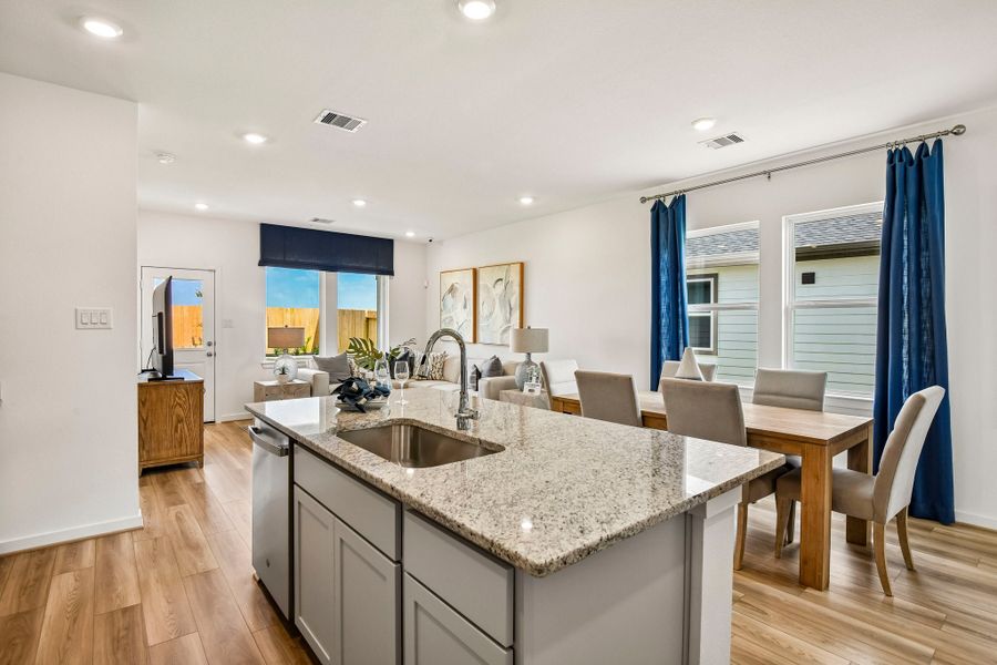 Representative furnished interior of a home built from the Juliet by Taylor Morrison in Mason Woods, Cypress (Image 14). Representative furnished interior of a home built from the Juliet by Taylor Morrison in Mason Woods, Cypress (Image 14).