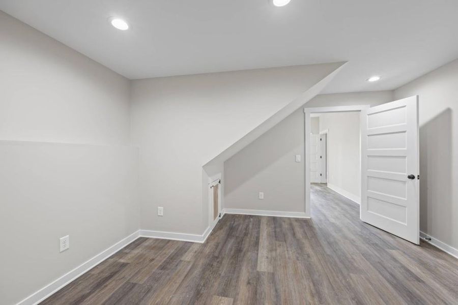 Spacious, unfurnished interior of a new home in , Lavonia (Image 35).