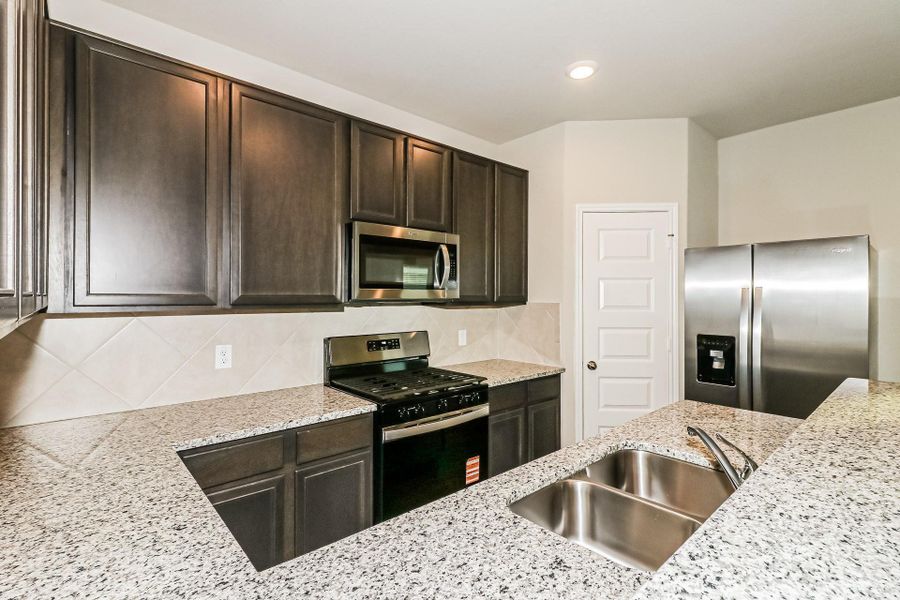 Furnished interior view inside a new home in Charleston Heights, Rosharon (Image 5).