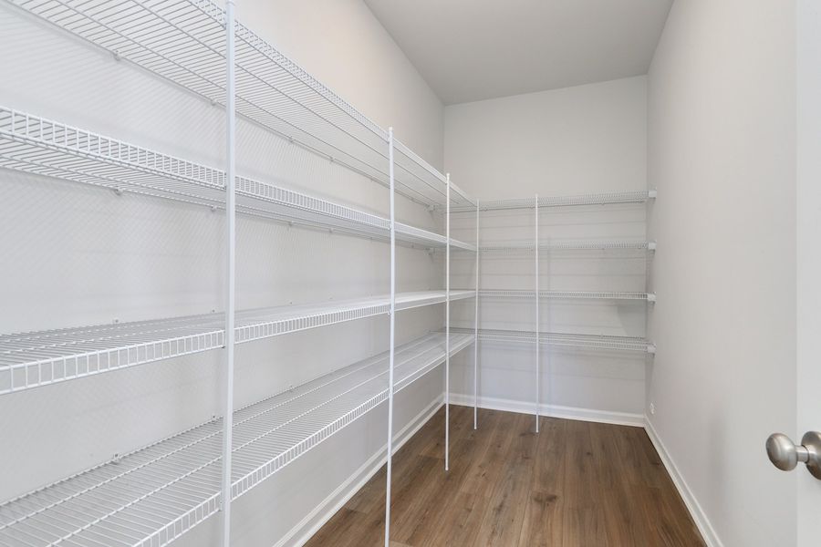 Spacious, unfurnished interior of a new home in Allston Park, Calabash (Image 17).