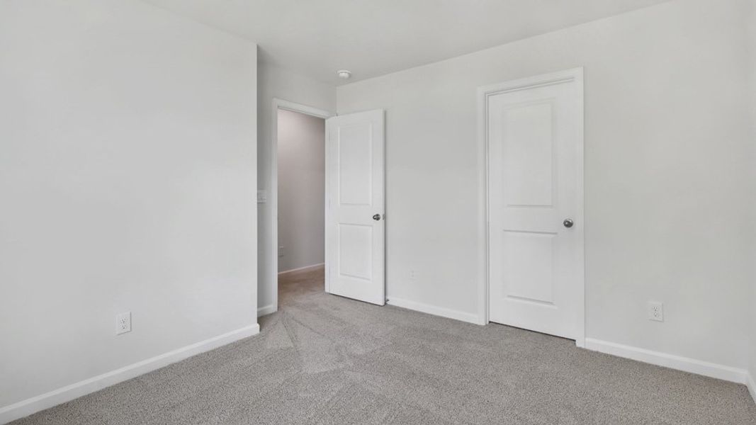 Spacious, unfurnished interior of a new home in The Grove at Glennview, Kernersville (Image 24).