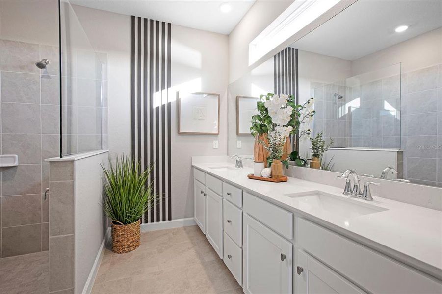 Furnished interior view inside a new home in Lennar at Turnleaf, Punta Gorda (Image 24).