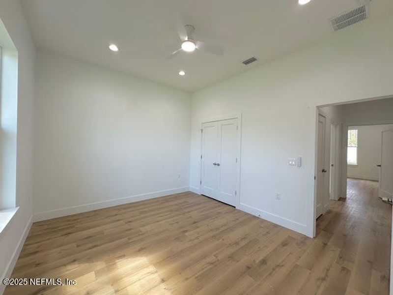 Spacious, unfurnished interior of a new home in , Palm Coast (Image 21).