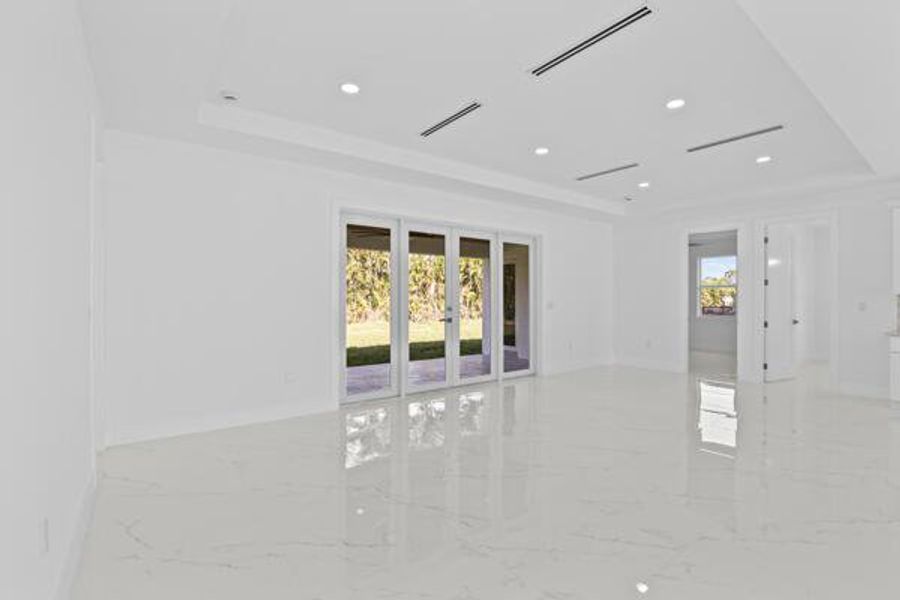 Spacious, unfurnished interior of a new home in , Loxahatchee (Image 50).