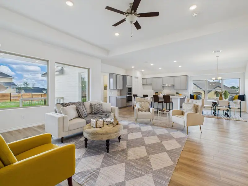 Furnished interior view inside a new home in Potranco Oaks, Castroville (Image 11).