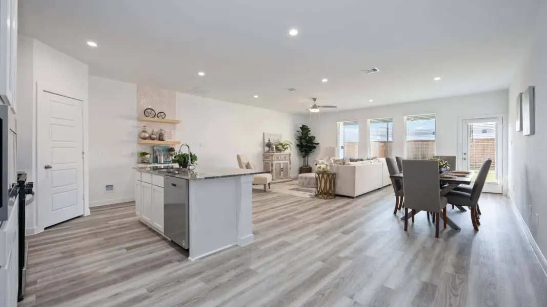 Representative furnished interior of a home built from the Arlo by D.R. Horton in Alexander Townhomes, Pearland (Image 7). Representative furnished interior of a home built from the Arlo by D.R. Horton in Alexander Townhomes, Pearland (Image 7).