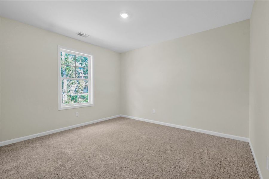 Spacious, unfurnished interior of a new home in Brownstone Park, Easley (Image 16).