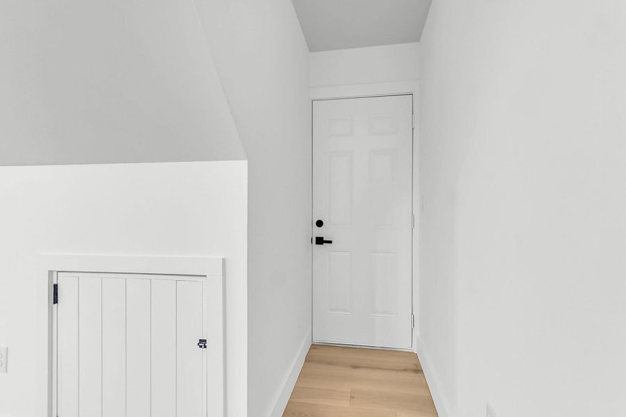 Spacious, unfurnished interior of a new home in , Summerville (Image 56).