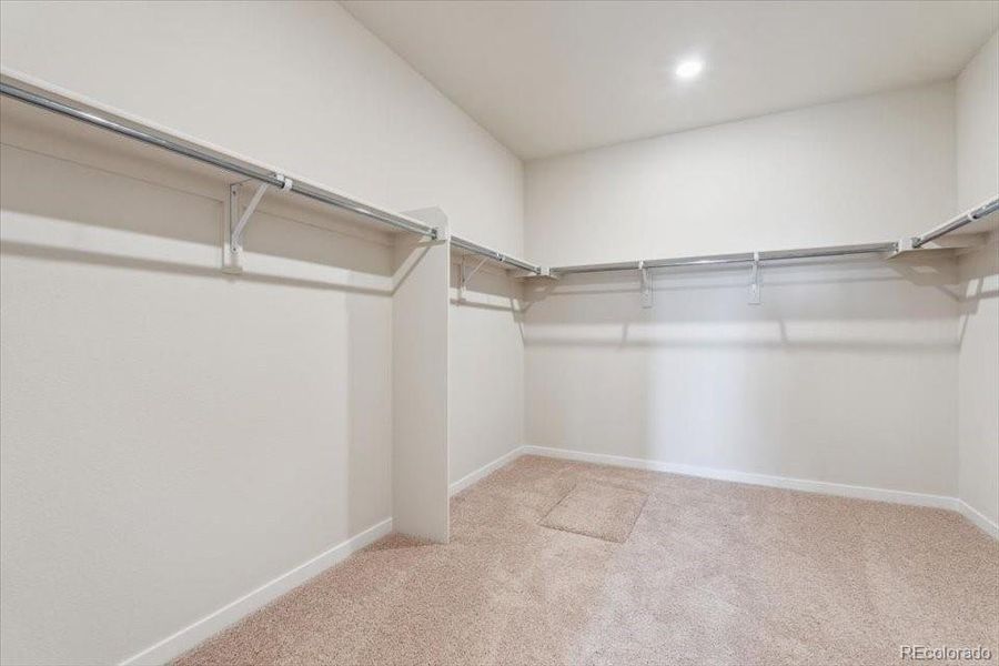 Spacious, unfurnished interior of a new home in Red Barn Meadows, Mead (Image 15).