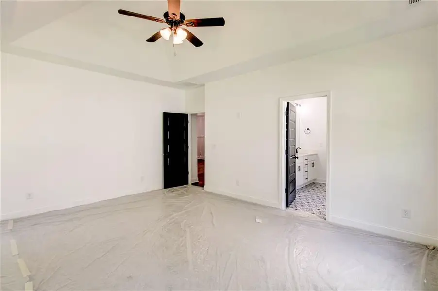 Spacious, unfurnished interior of a new home in , Villa Rica (Image 17).