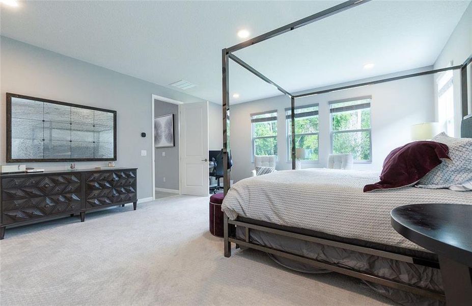 Furnished interior view inside a new home in , St. Cloud (Image 34).
