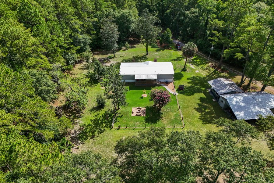 Image 47 of a home in .