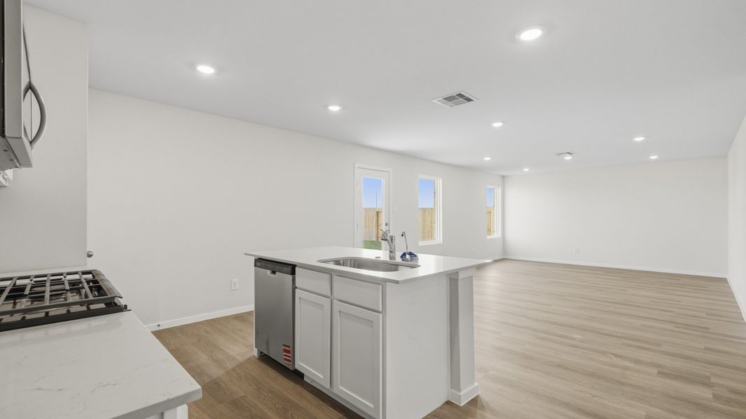 Furnished interior view inside a new home in Sunterra Lakes, Brookshire (Image 6).