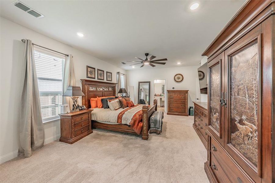 Furnished interior view inside a new home in , Justin (Image 27).