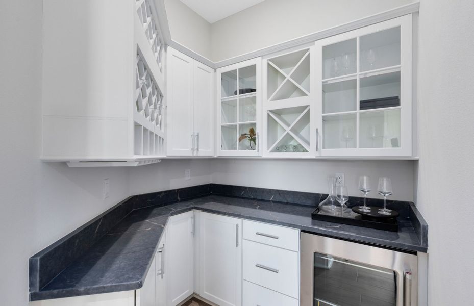 Representative furnished interior of a home built from the Roseland by Pulte Homes in Lakehaven Estates, Clermont (Image 13). Representative furnished interior of a home built from the Roseland by Pulte Homes in Lakehaven Estates, Clermont (Image 13).