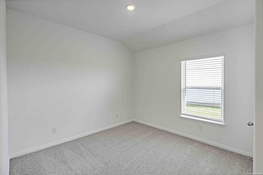 Spacious, unfurnished interior of a new home in , San Antonio (Image 13).
