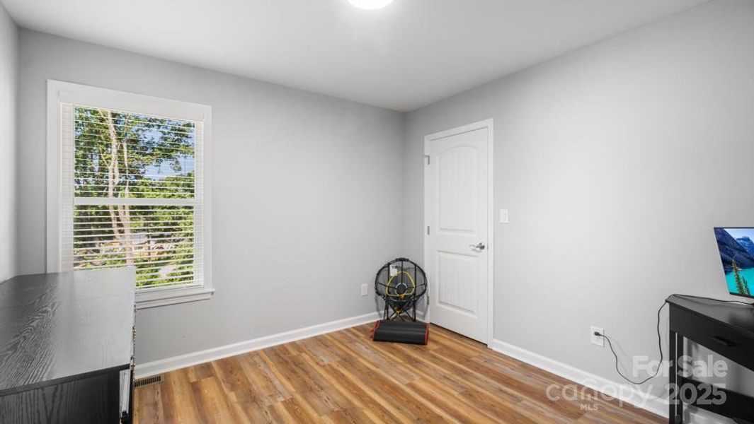 Furnished interior view inside a new home in , Kernersville (Image 17).