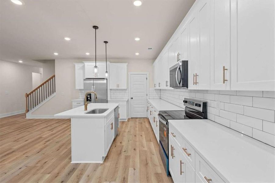 Furnished interior view inside a new home in , Temple (Image 11).