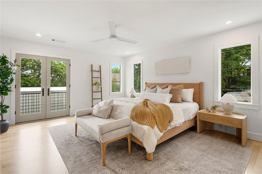 Furnished interior view inside a new home in , Atlanta (Image 40).