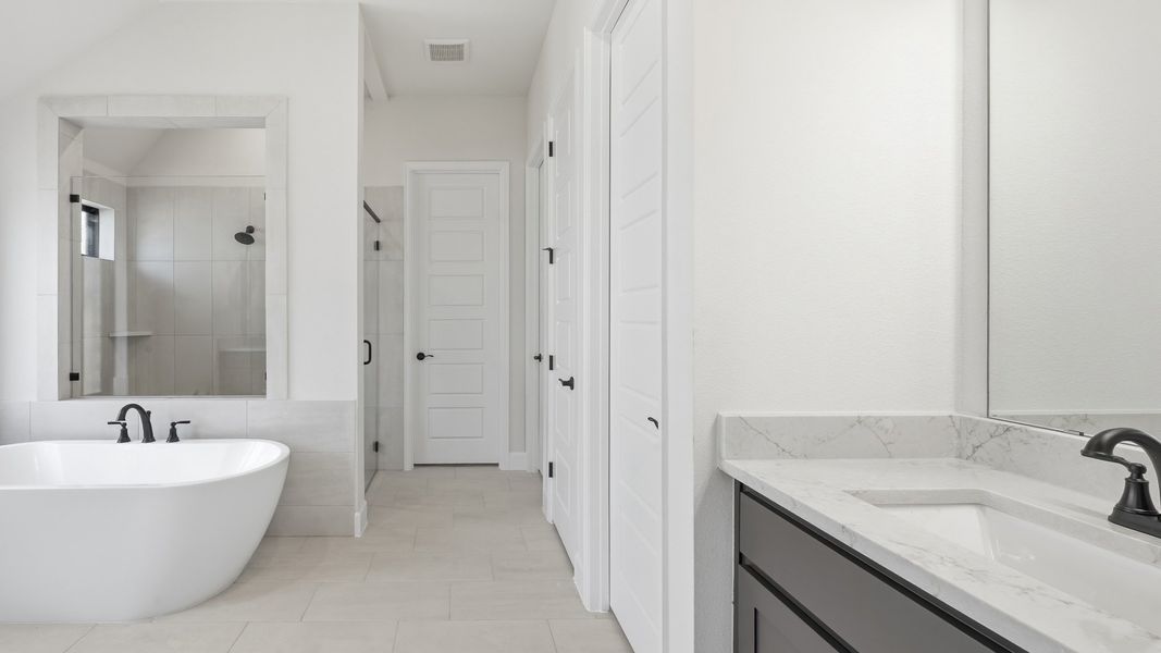 Furnished interior view inside a new home in Terraces, Rockwall (Image 13).