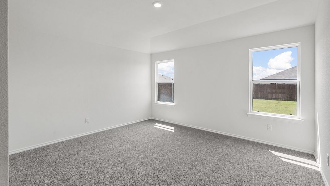 Spacious, unfurnished interior of a new home in Riverfield, Josephine (Image 27).