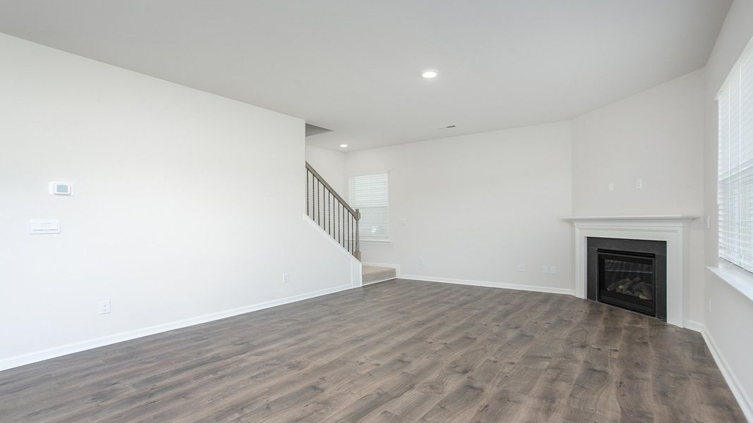 Spacious, unfurnished interior of a new home in Middleton, Greensboro (Image 11).
