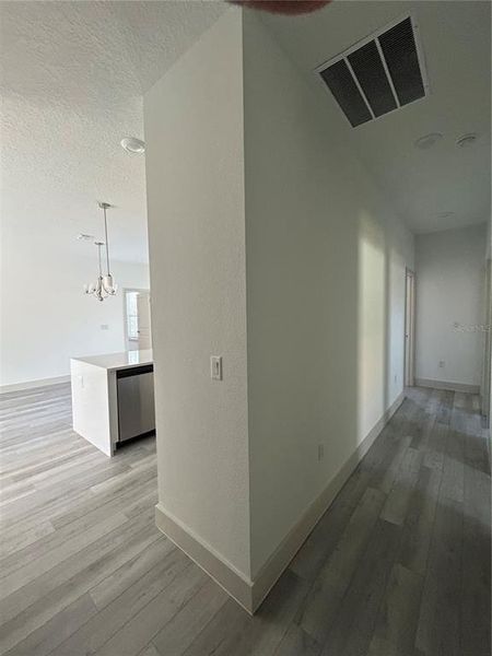 Spacious, unfurnished interior of a new home in , Citrus Springs (Image 19).