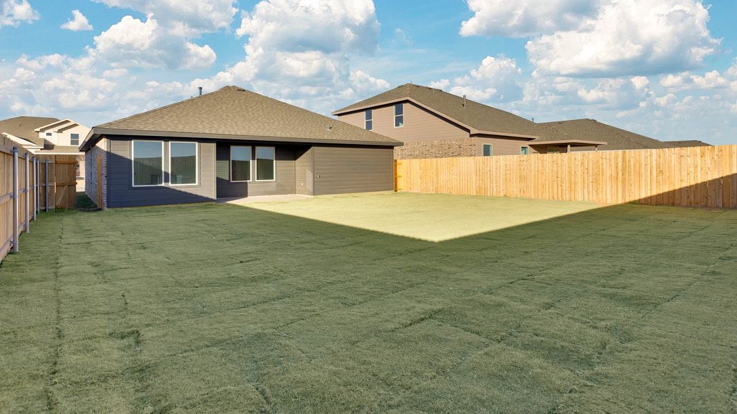 Exterior details and patio area of a home in Allen Farms, Lubbock (Image 4).